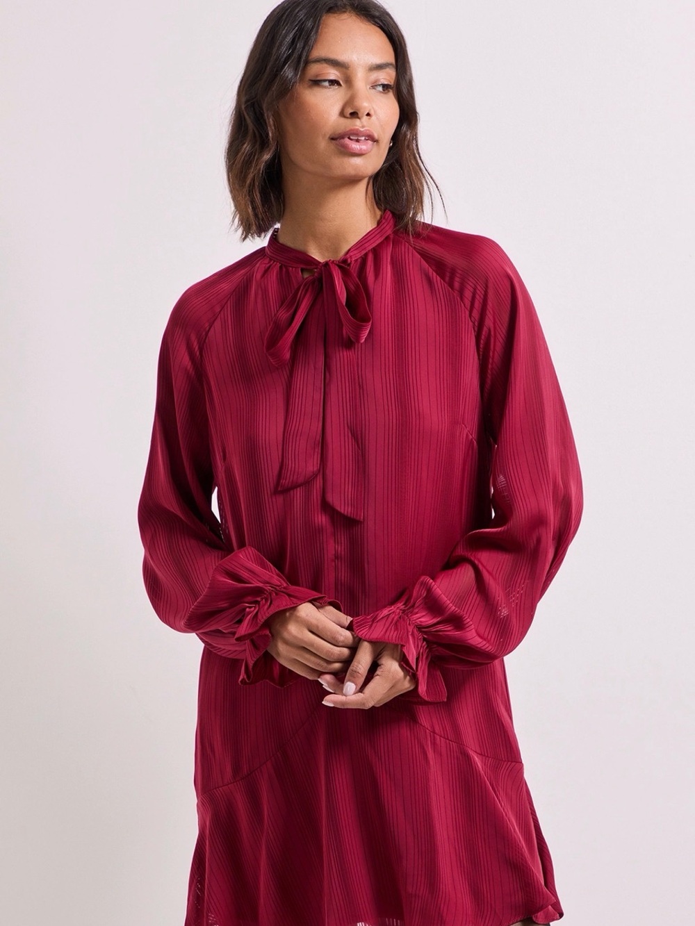 DORTHY PERKINS | Tie Neck Satin Burnout Tiered Smock Dress